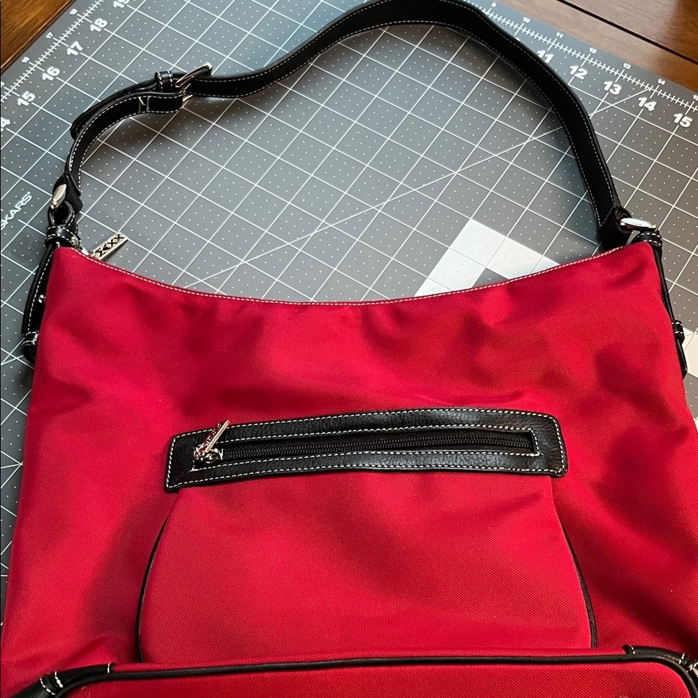 MAXX NY Red and Black Women's Shoulder Bag